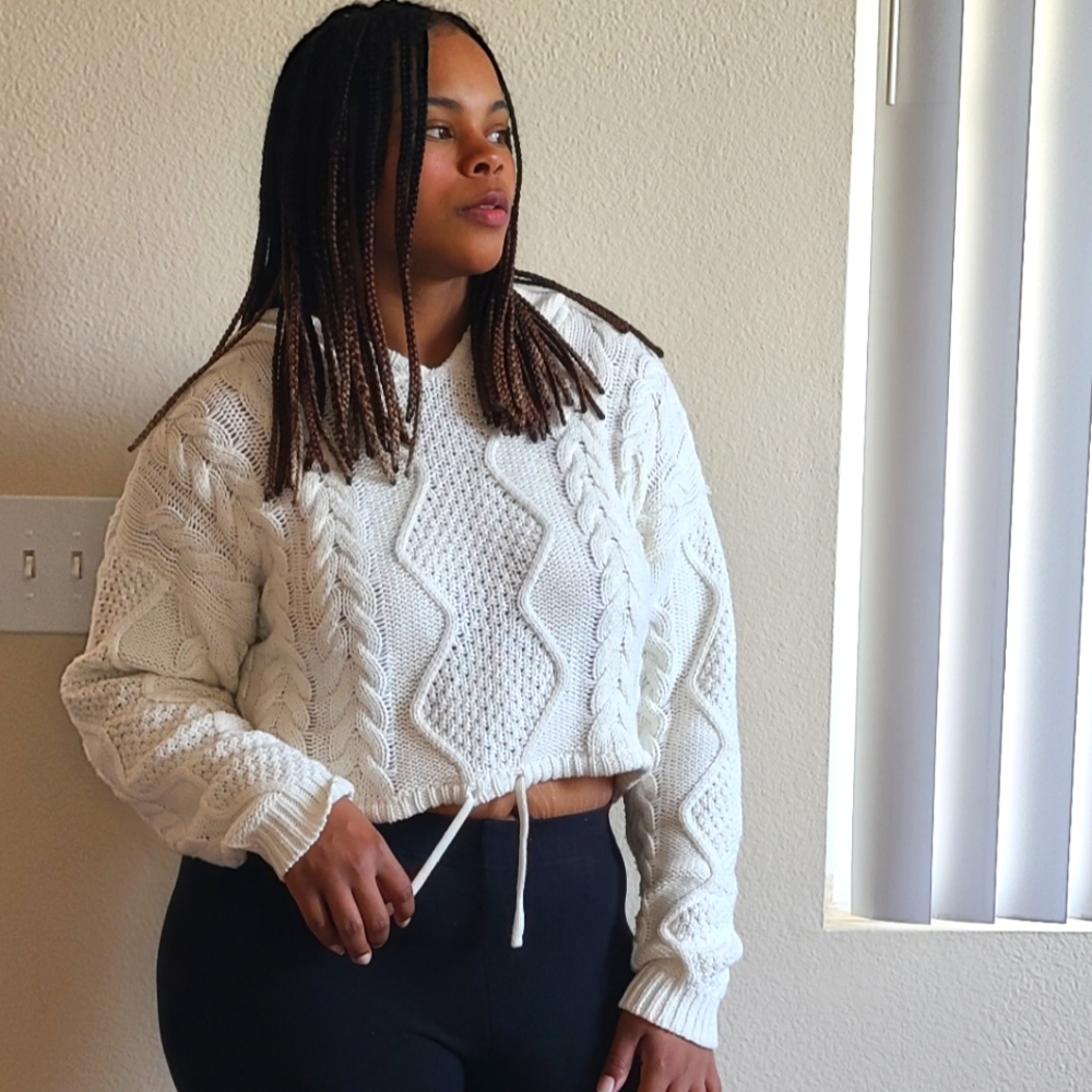 White Aeropostale Cable Knit Crop Sweater